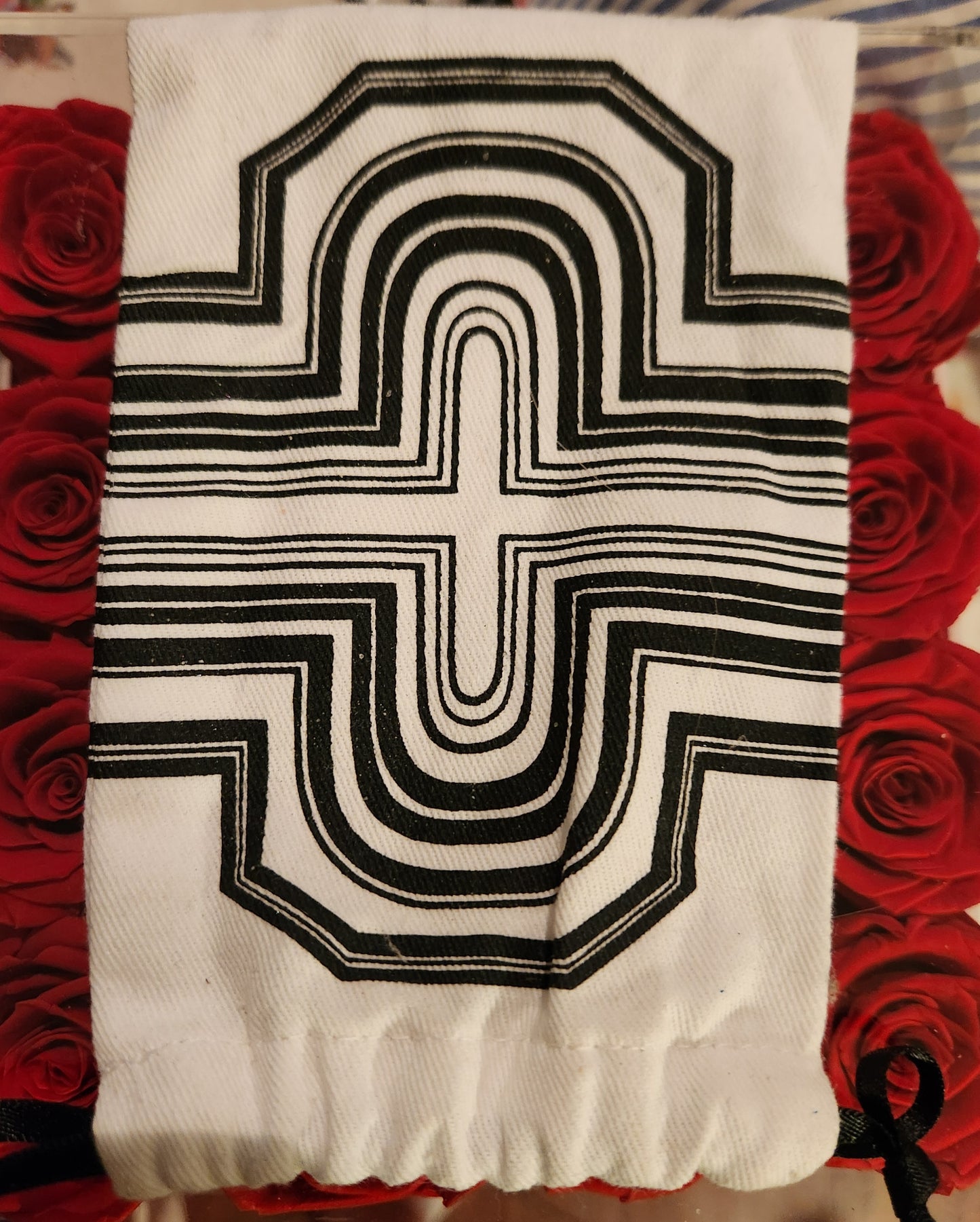 Diptyque "discovery set" of 5, 2ML fragrance decants!